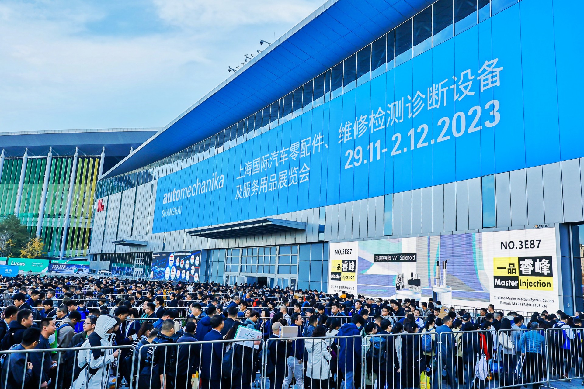 探索香港，2023年今晚的独特魅力与活力