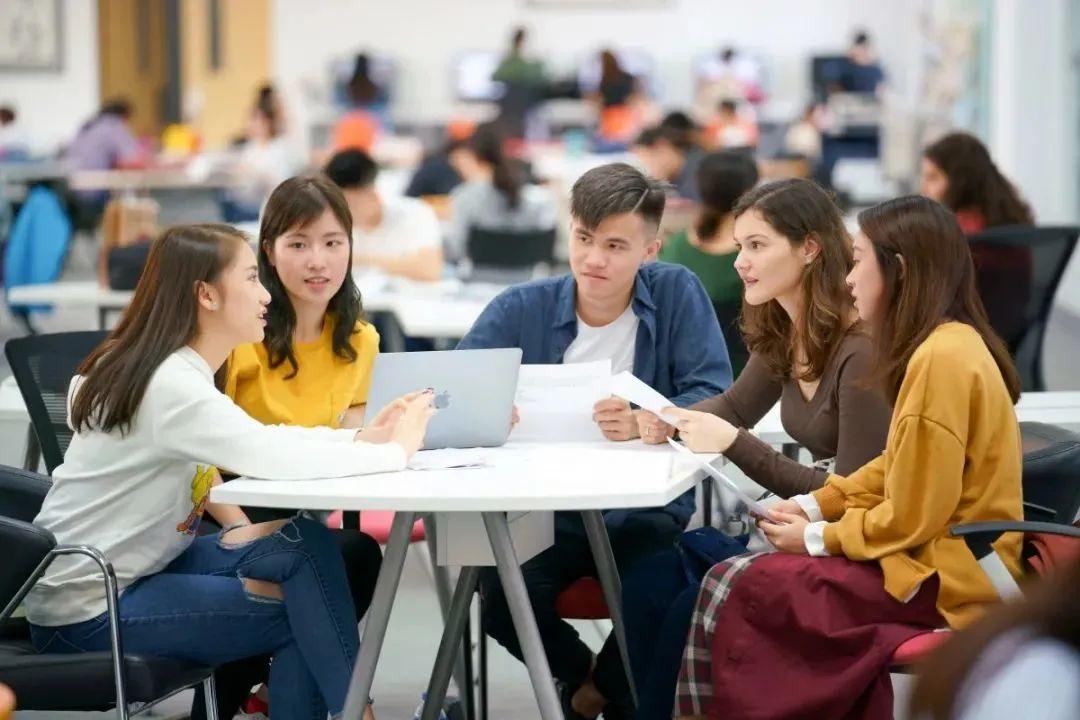 澳门60年代的生活水平评估与最新消息
